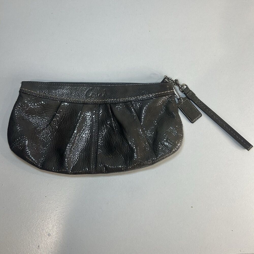 Coach Patent Leather Gray Large Clutch Wristlet Zipper Purse Blue Lining